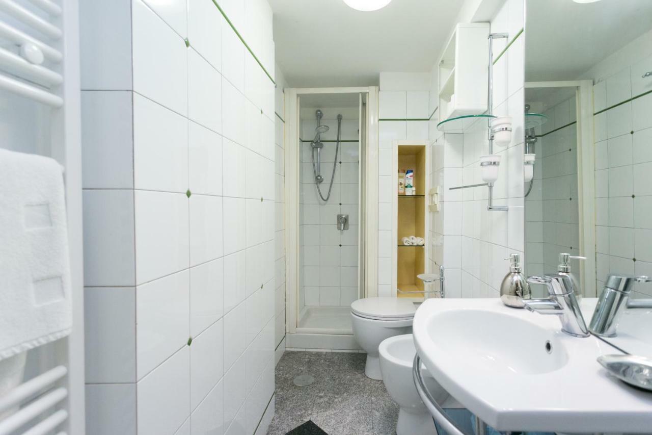 Apartment Fontanella Borghese 1bd Rome
